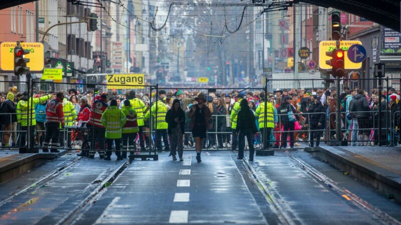 Karneval in Köln: Polizei nennt Sicherheitslage an Karneval angespannter