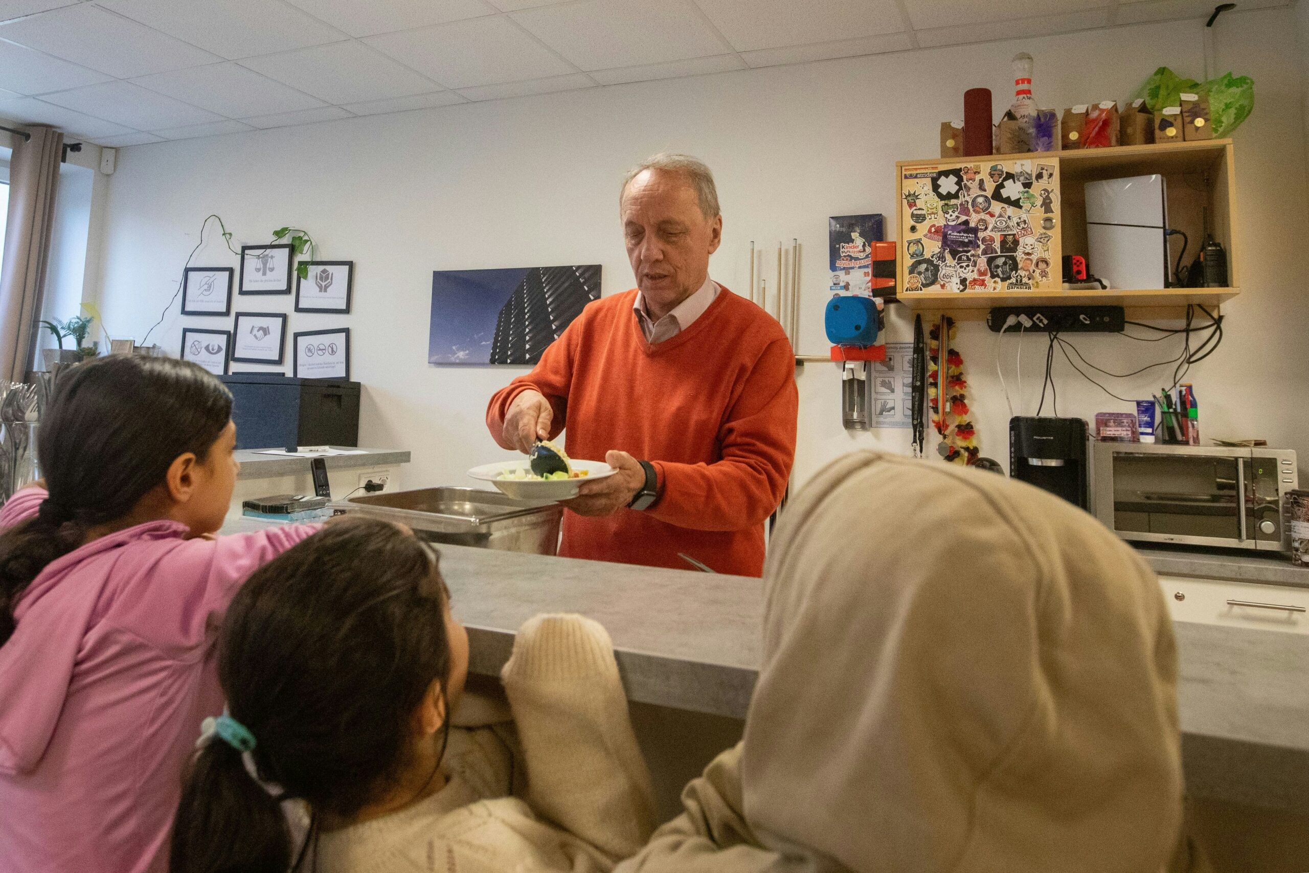 Ehrenamt: Kinder satt und schlau machen in der Übermittagsbetreuung Arche Nova in Finkenberg