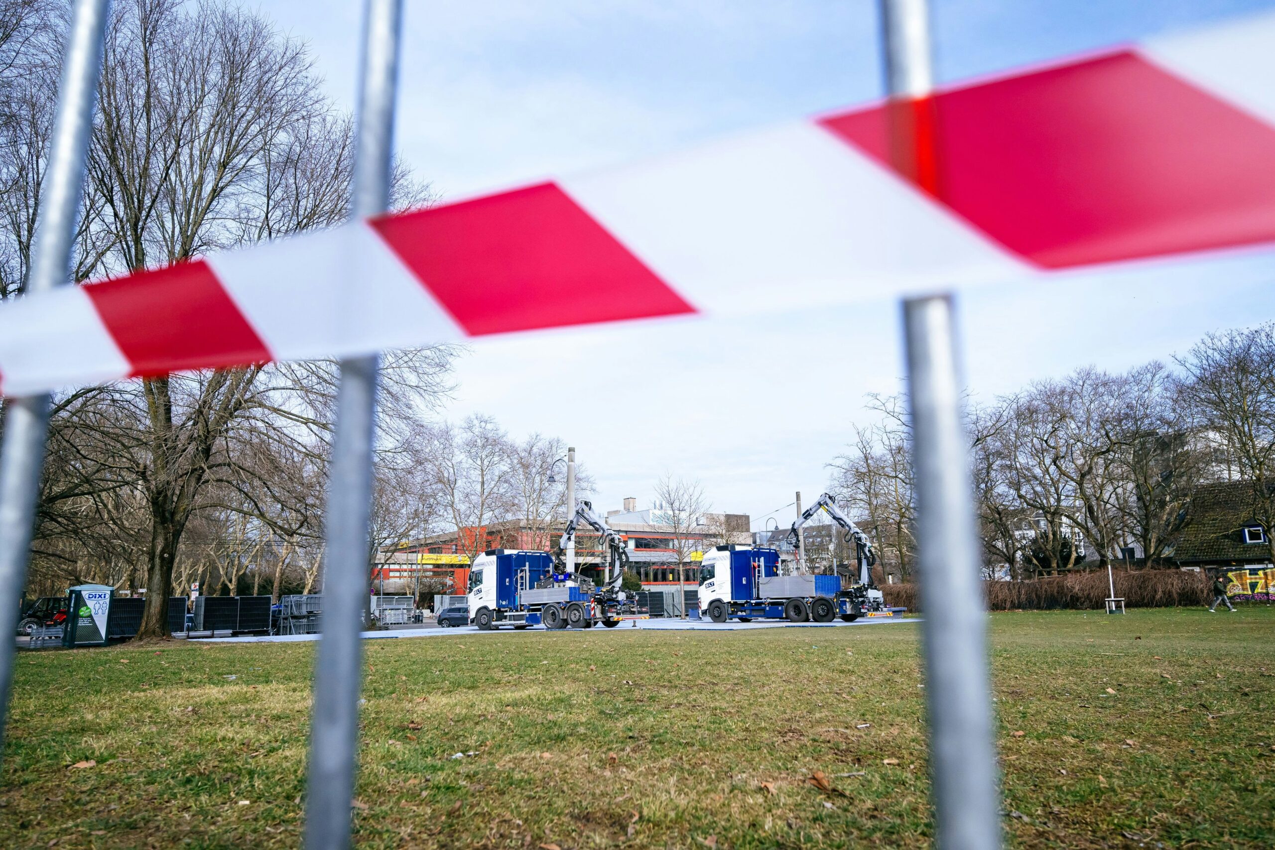 Statt auf der Uniwiese: BUND fordert Karneval am Kölner Rheinufer