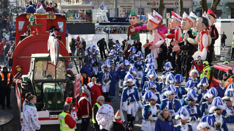 Ministerin im Rosenmontagszug: Nancy Faeser findet Karneval für Zusammenhalt wichtig