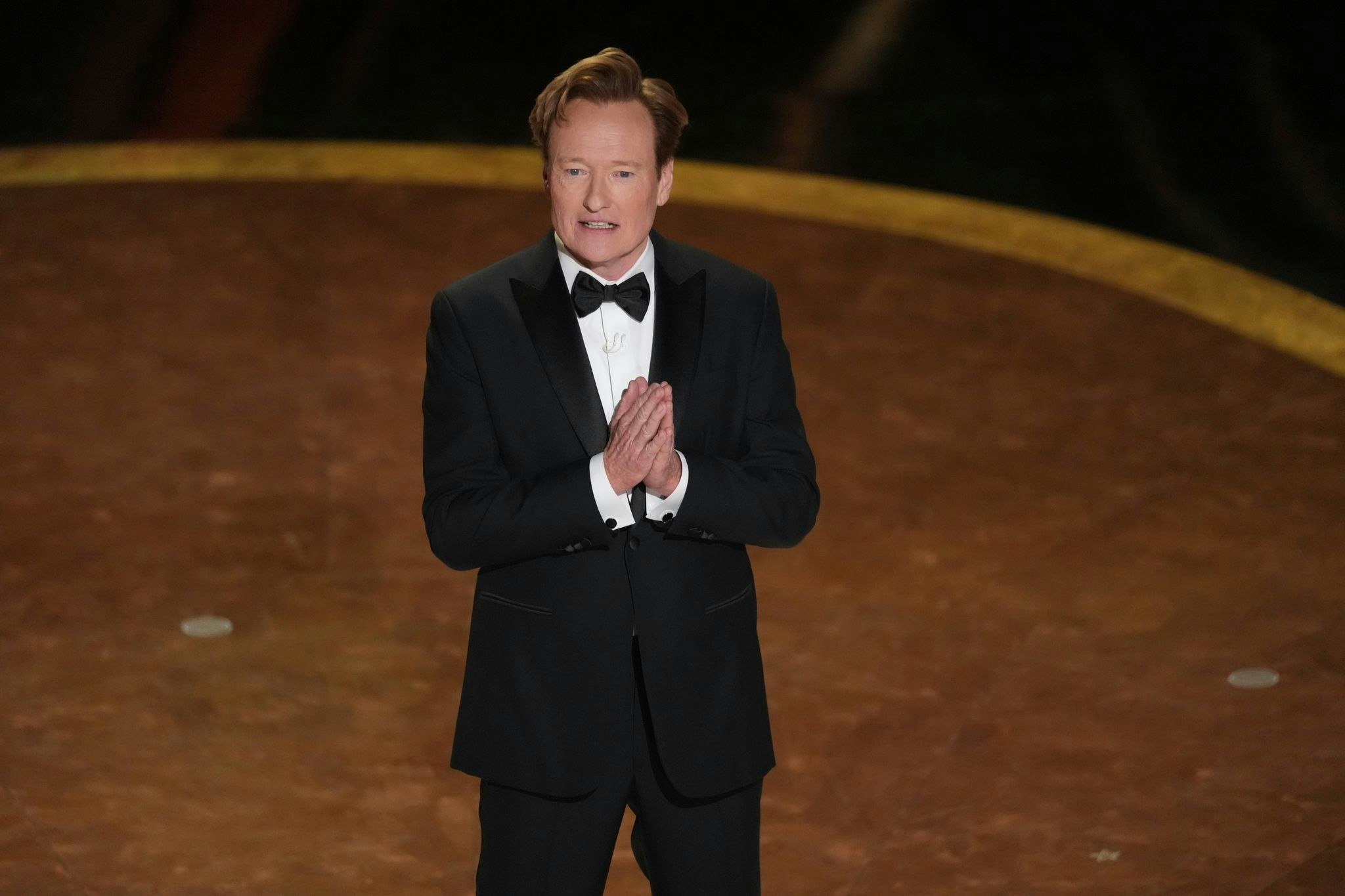 Filmpreise in den USA: Conan O’Brien witzelt bei Oscars über „mächtigen Russen“