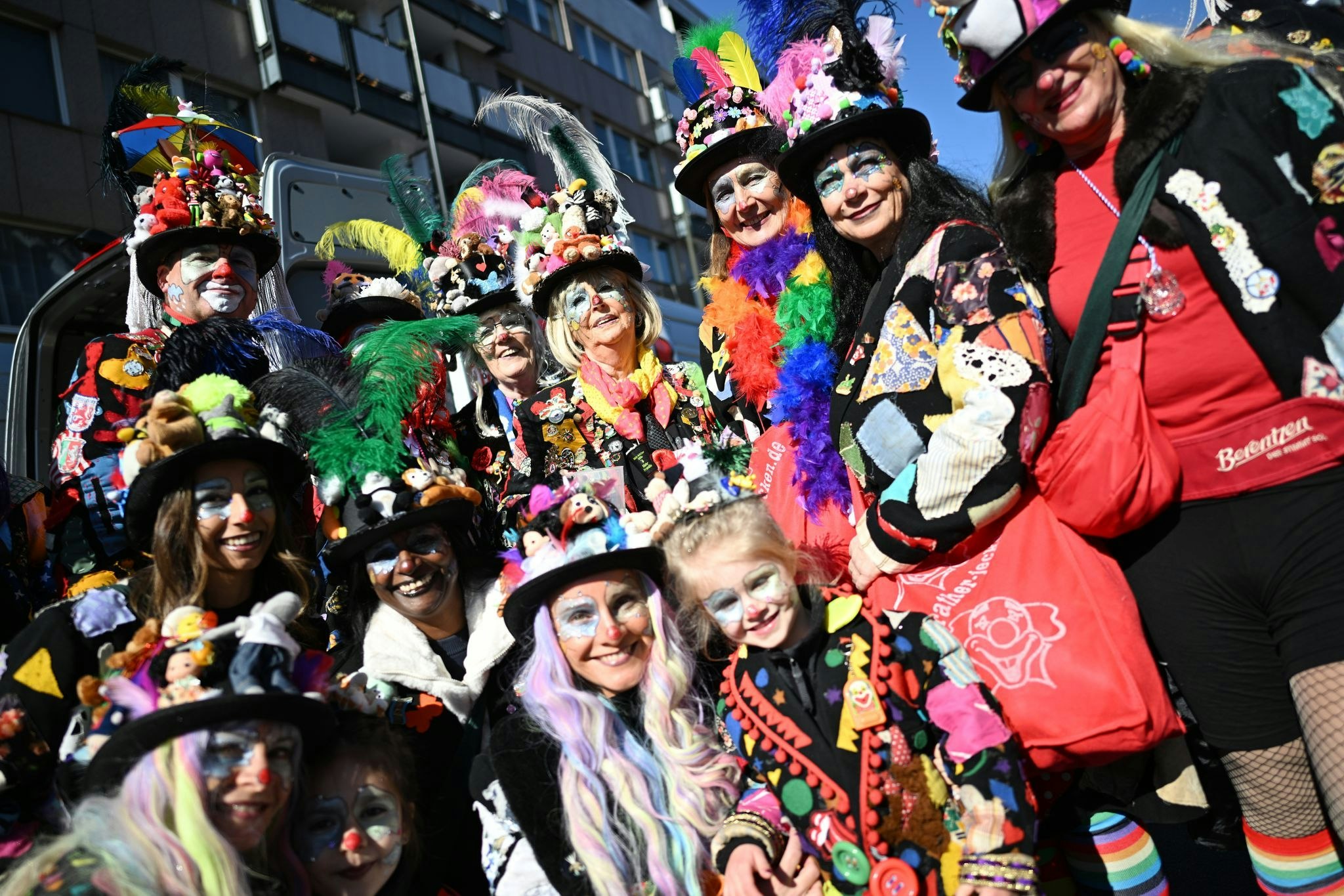 Karneval: Düsseldorfer Jecken präsentieren Motto für 2026