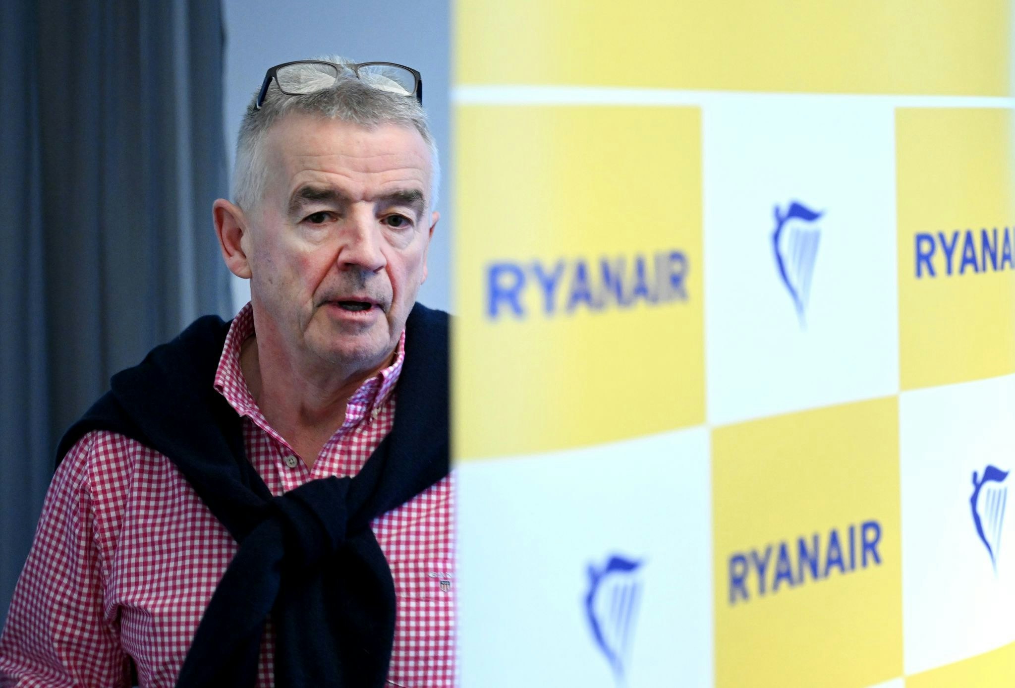 Beim Check-In: Ryanair verschiebt Ende der ausgedruckten Bordkarte