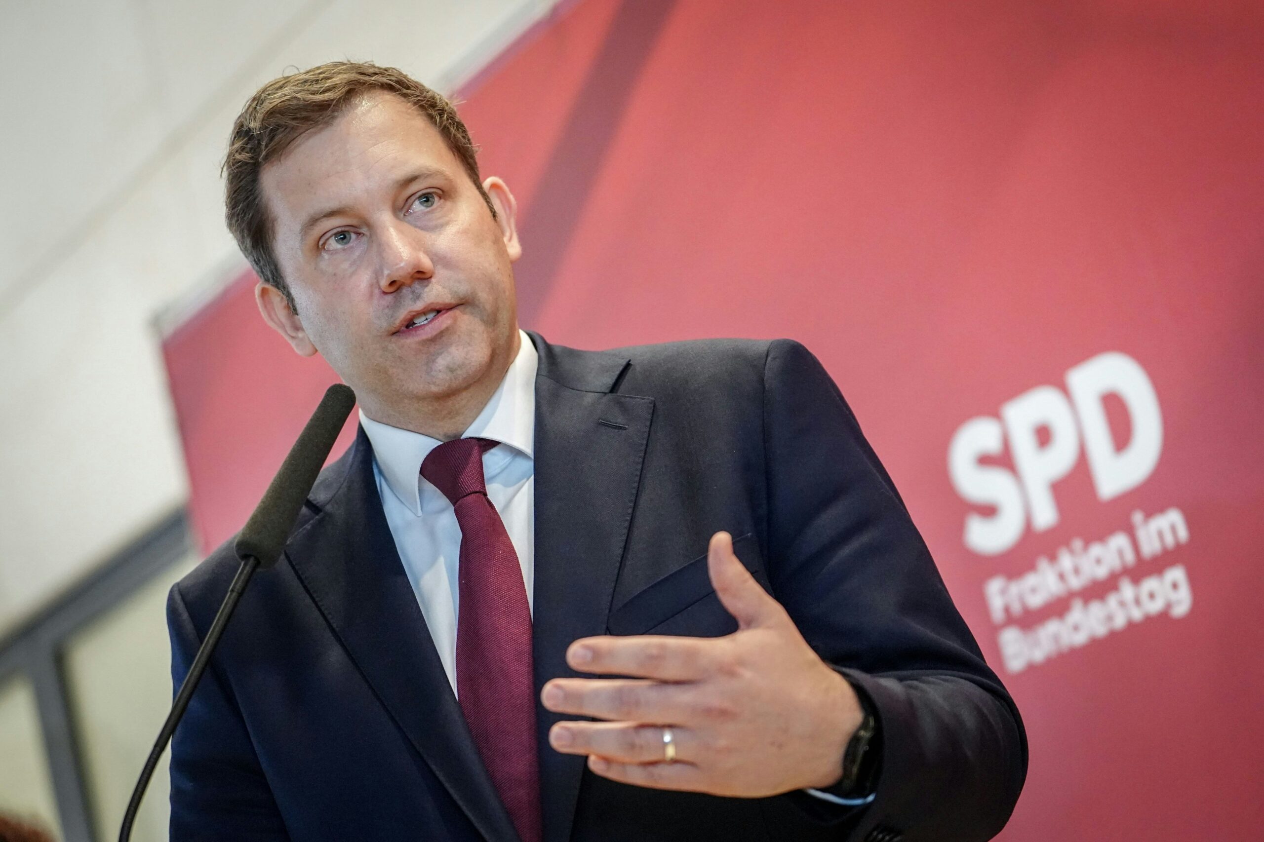 „Soll in einer Hand liegen“: SPD-Parteichef Klingbeil zum neuen Fraktionsvorsitzenden gewählt